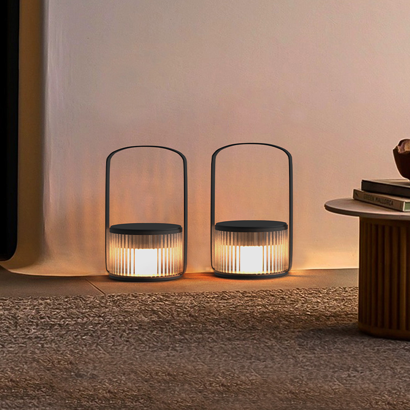 屋外充電式ポータブルアンビエントライトソーラー芝生ヴィラガー - Outdoor Lighting Portable のレビューと価格