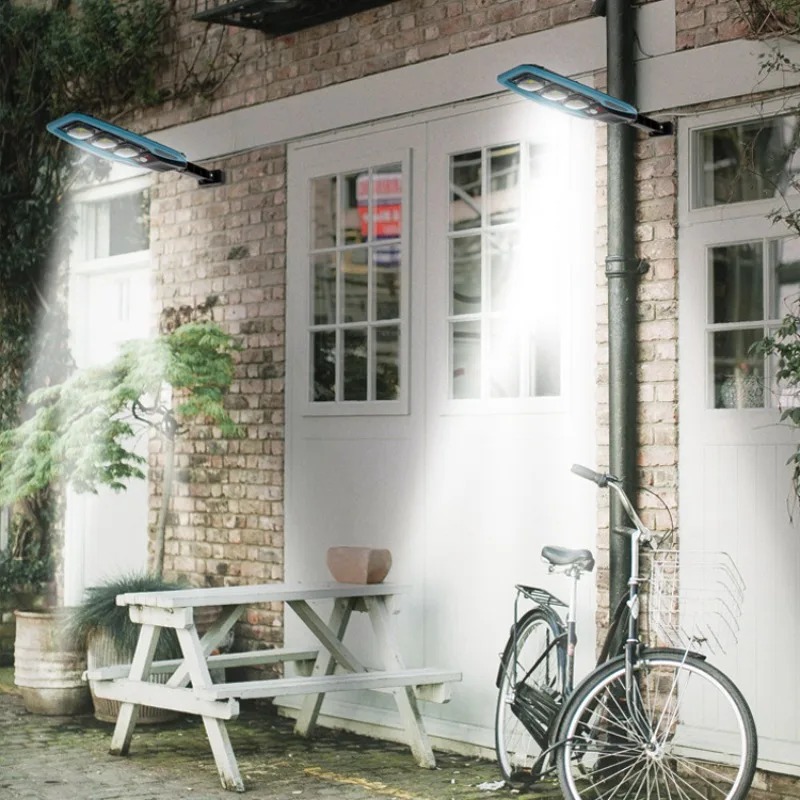 LEDソーラーライト屋外ガーデン街路灯、モーションセンサーと - Outdoor Lighting With Motion Sensor のレビューと価格